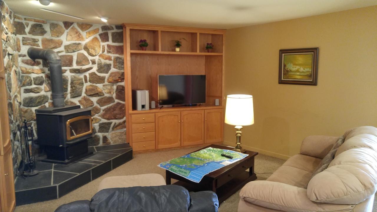 Sunshine Coast Treetop B&B Сешелт Екстериор снимка