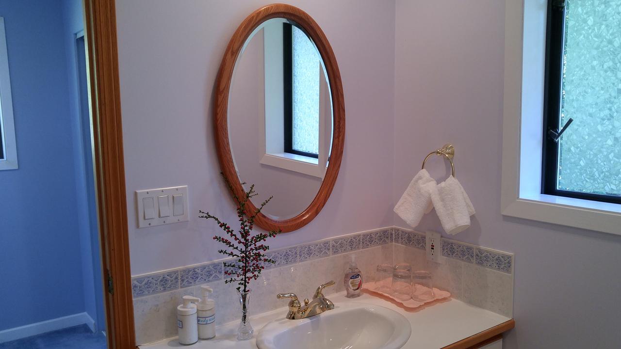 Sunshine Coast Treetop B&B Сешелт Екстериор снимка